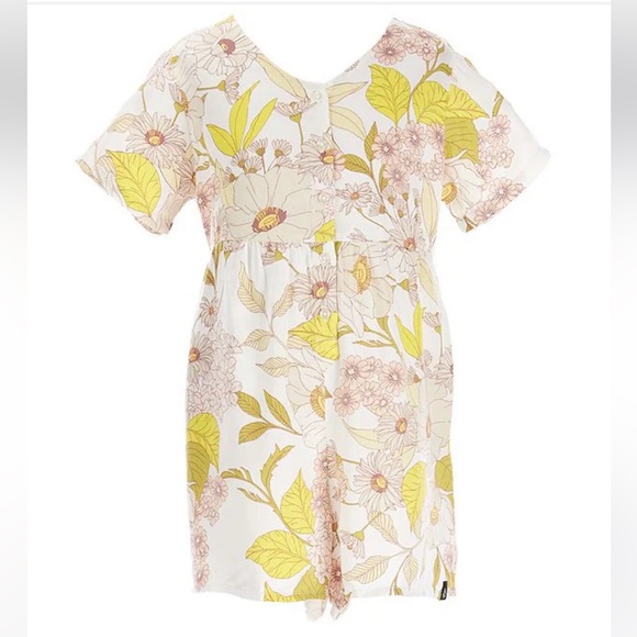 Volcom Girls Short Sleeve Happy Clouds Floral Print Romper. Size L (10/12). - Picture 7 of 7